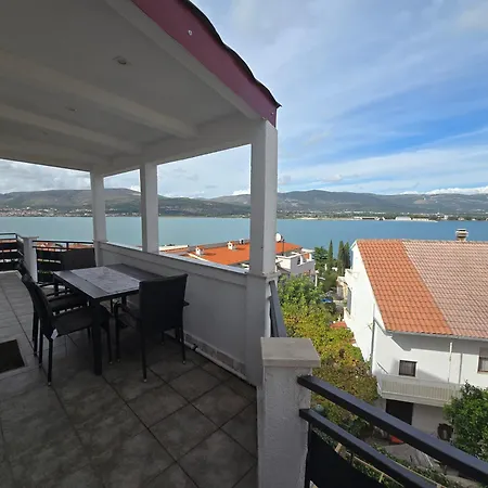 Apartments Bagaric Trogir Exterior foto