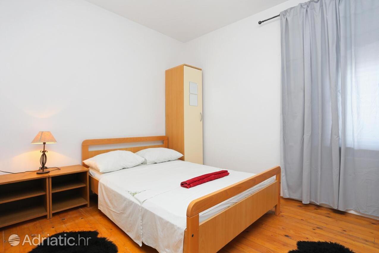 Bagaric Apartment *